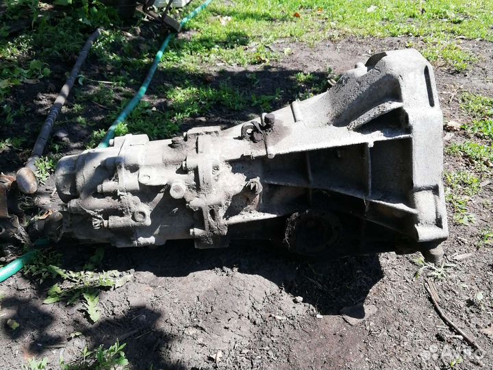 Коробка передач volkswagen В2 пятиступка