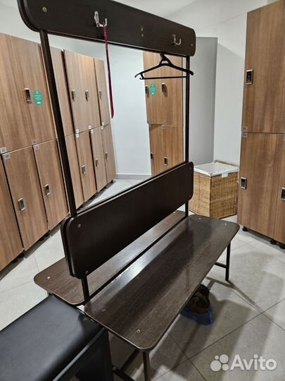 Скамья двухсторонняя с крючками