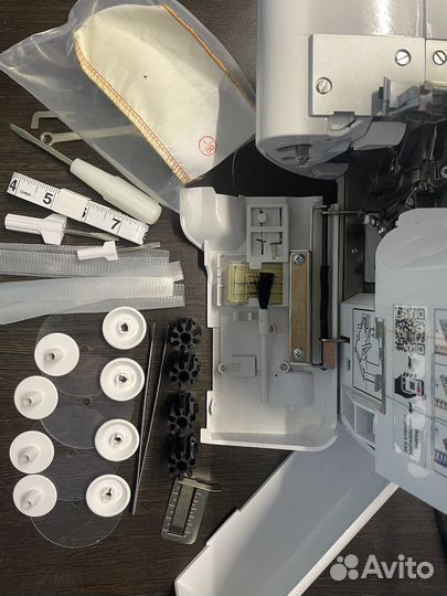 Оверлок comfort 550