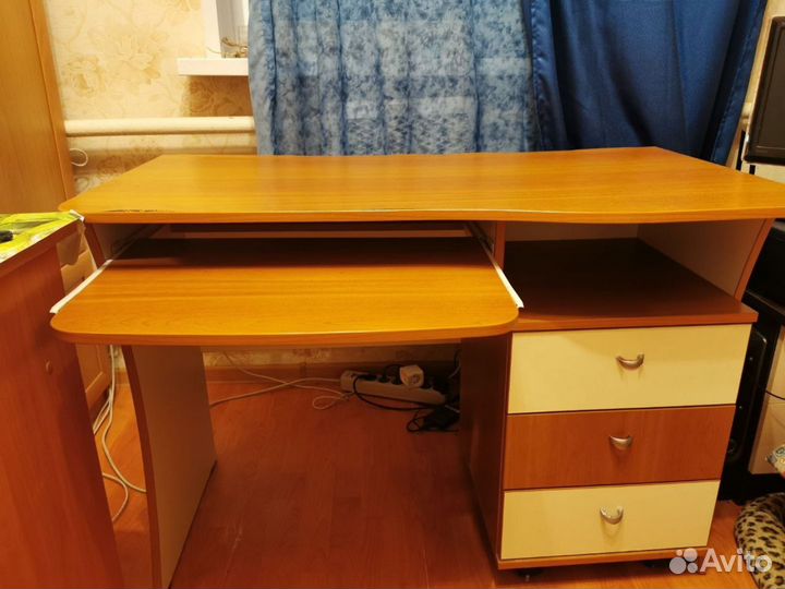 Компьютерный стол бу