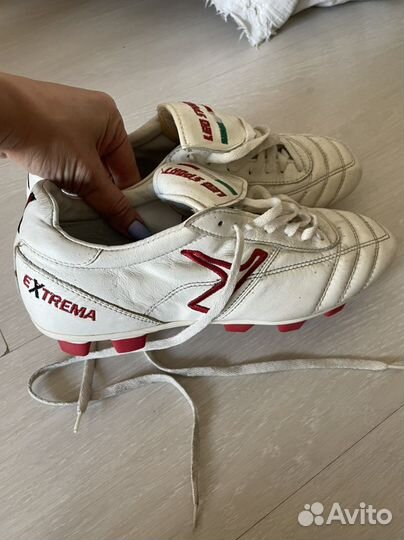 Футбольные бутсы 41,5