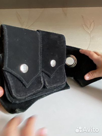 Поясная женская сумка замшевая