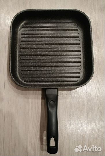 Сковорода-гриль Travola, 26 х 26 см