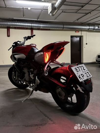 Mv Agusta Rivale 800