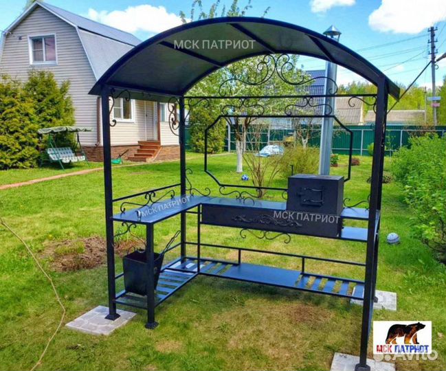 Беседка с мангалом