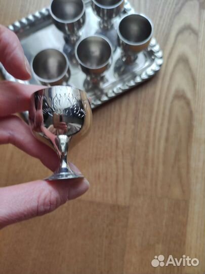 Поднос с рюмками сувенирный