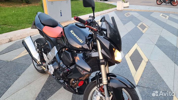 Продаю kawasaki z1000