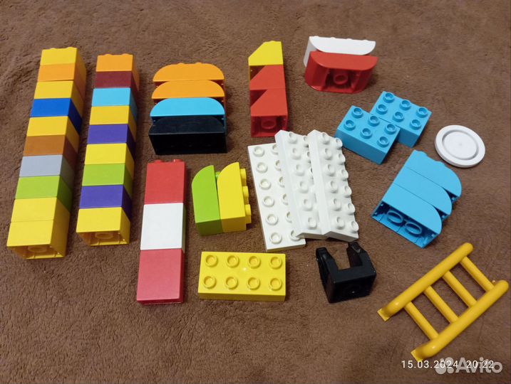 Lego duplo. Машинки пластины кубики