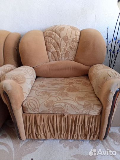 Угловой диван с креслом кроватью