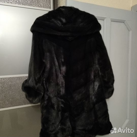 Шуба норковая с капюшоном 50 52