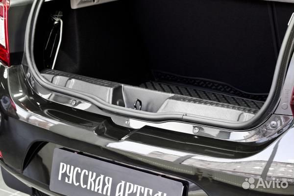 Накладка на порожек багажника Renault Sandero S