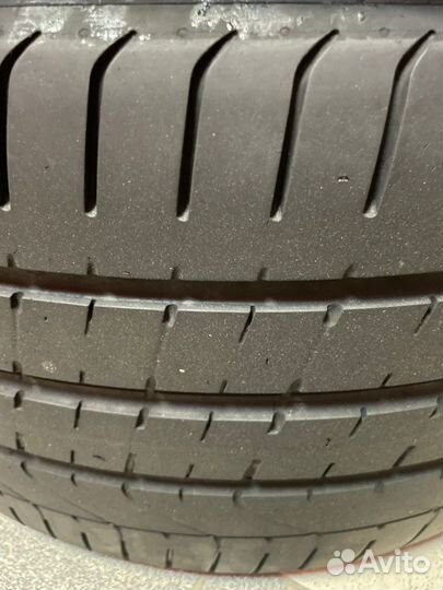 Pirelli P Zero 285/40 R21 и 315/35 R21