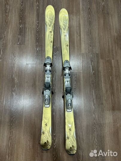 Горные лыжи и ботинки женские