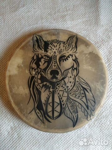 Ритм волка шаманский бубен. Шаманские музыкальные инструменты. Шаманский бубен. Шаманский бубен волк первопредок. Бубен шаманский волк.