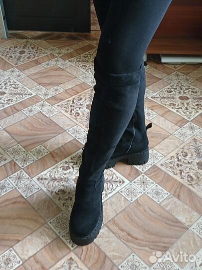 Зимние женские сапоги 38