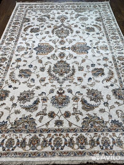 Ковер с узорами