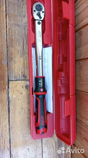 Динамометрический ключ JTC 4935