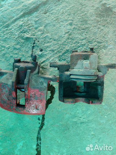 Суппорта передние toyota corolla