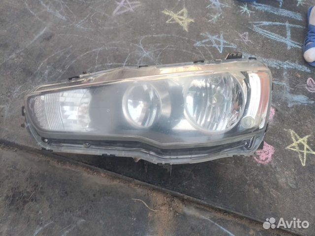 Фара правая Мицубиси ланцэр 10