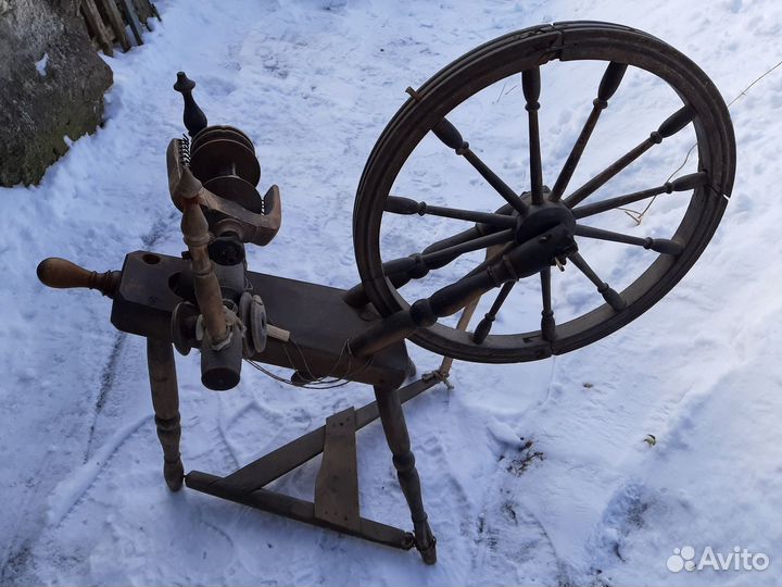 Прялка деревянная старинная