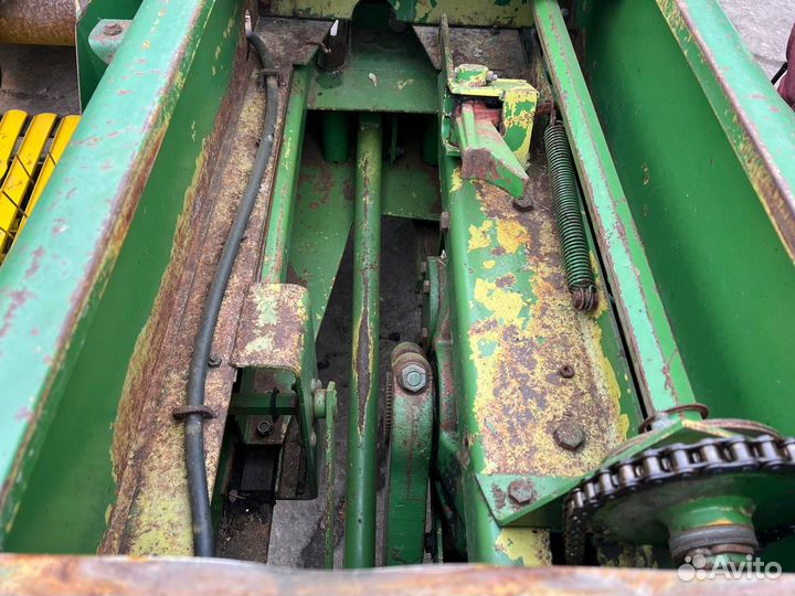 Пресс-подборщик John Deere 342 A, 1990