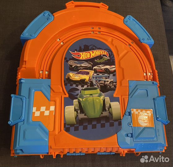Трек Hot wheels
