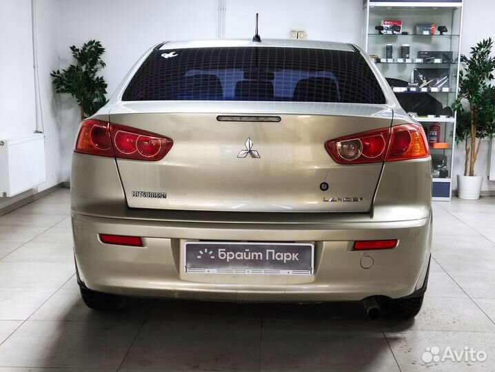 Mitsubishi Lancer 2.0 CVT, 2007, 264 000 км