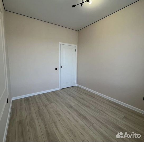 Поклейка обоев