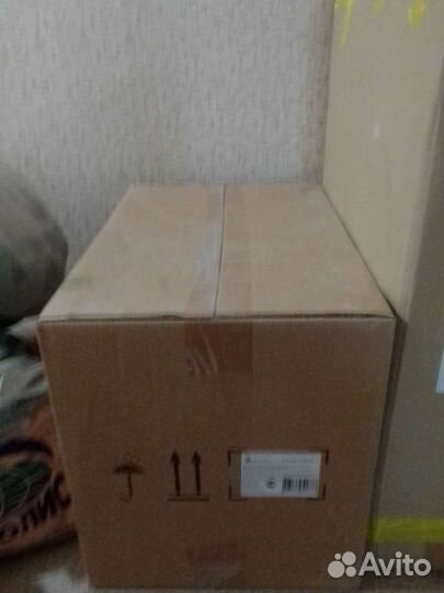 Кресло-стул с санитарным оснащением (с колесами)