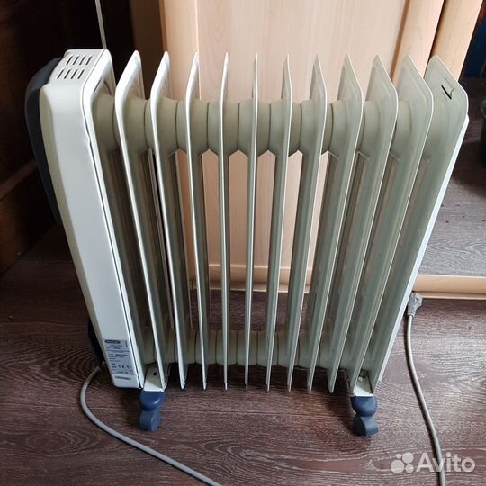 Маслянный радиатор delonghi