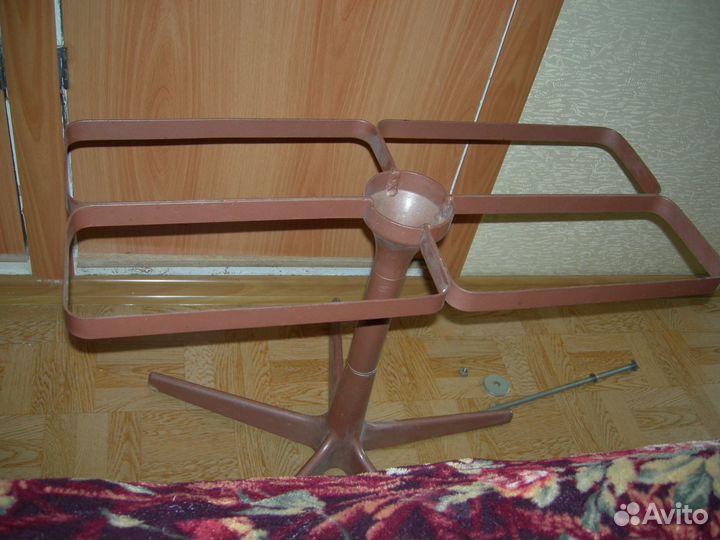 Подставка под телевизор