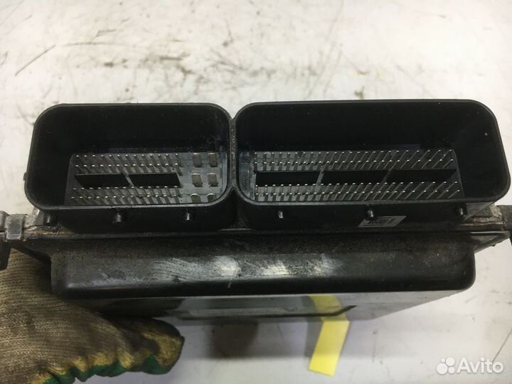 Блок управления двигателем Mercedes-Benz C-Class