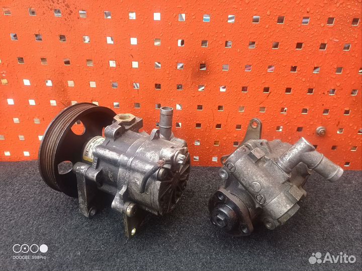 Насос гидроусилителя Mercedes Benz 210