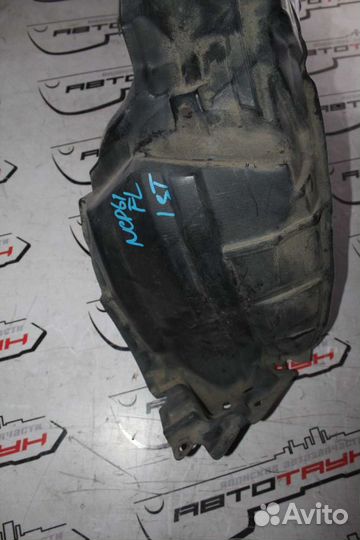 Подкрылок toyota scion IST XA NCP60 NCP61 NCP65 пе