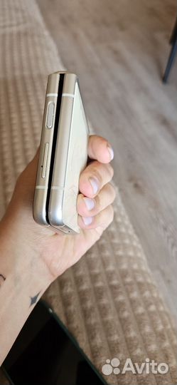 Samsung galaxy z flip 3