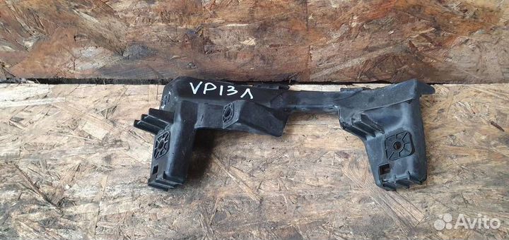 Кронштейн переднего бампера левый Kia Sportage 20