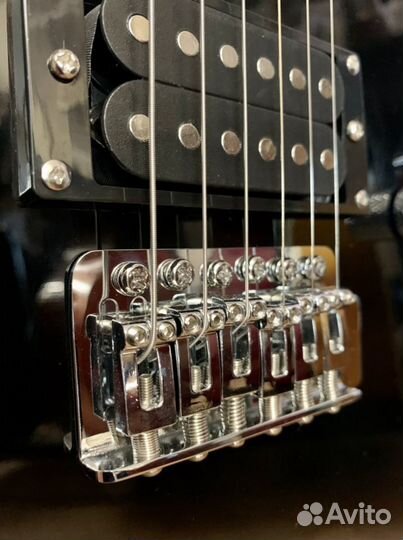 Электрогитара + чехол + ремень (комплект)