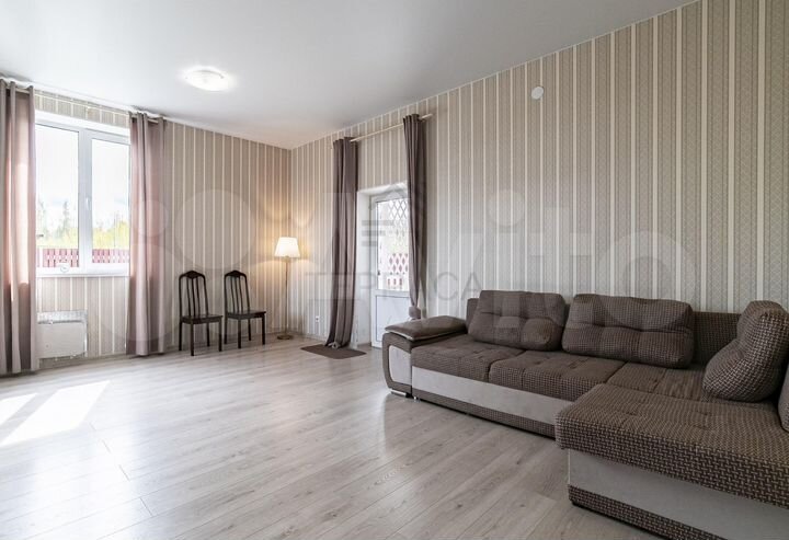 Дом 185 м² на участке 10 сот.