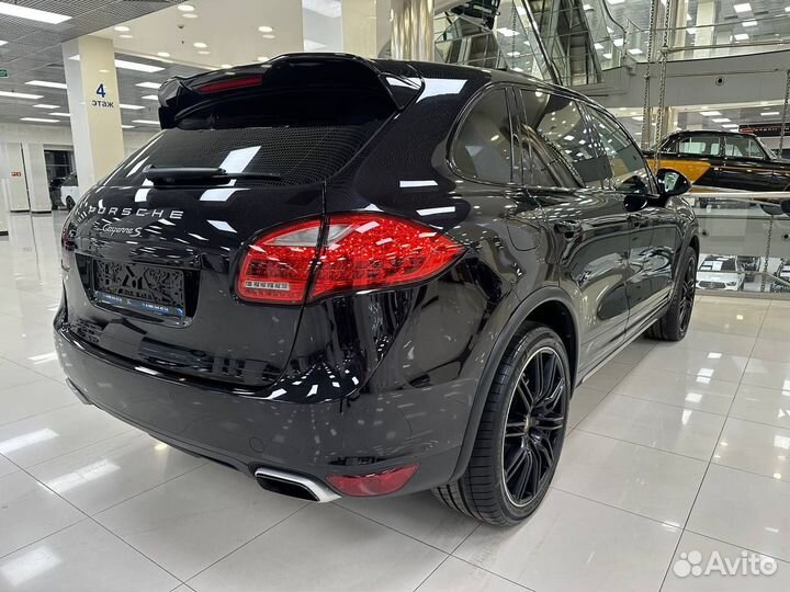 Porsche Cayenne S 4.8 AT, 2011, 145 000 