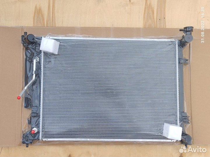 Радиатор охлаждения двигателя Kia Optima 2.0I/2.4I