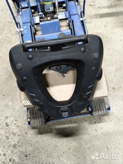 Крепеж центрального кофра Honda crf 1000