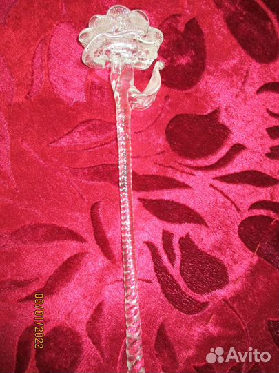 Роза хрустальная и фарфоровые тарелки из СССР