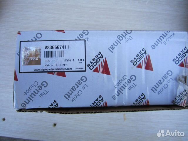 836667827 837086282 Ролик натяжной Sisu agco parts