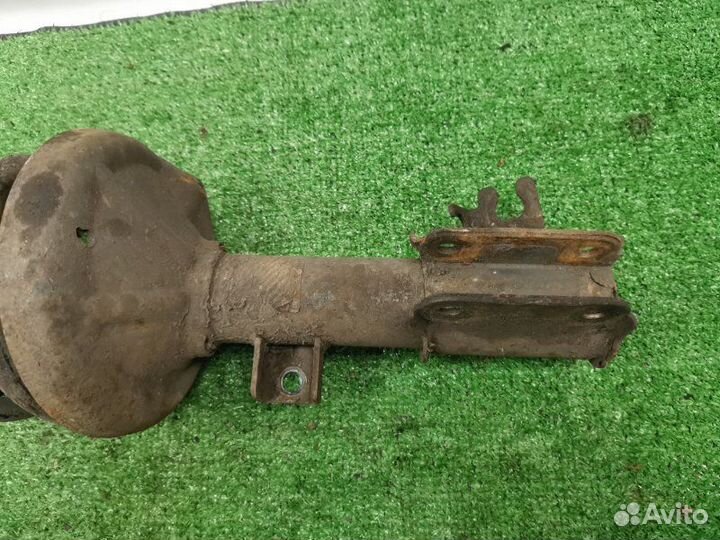 Амортизатор подвески передний правый Chevrolet