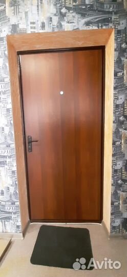 Дверь входная металлическая от застройщика