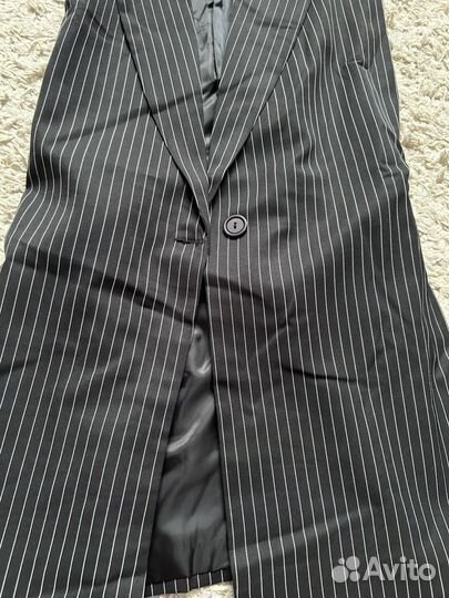 Женский деловой костюм