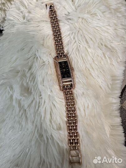 Продам золотые часы