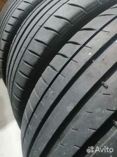 Michelin Pilot Sport 4 205/55 R16