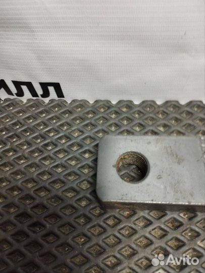 Серьга рессоры Volvo FH4 21175833