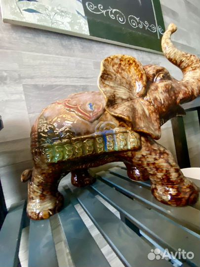 Керамика. Очень Большой слон